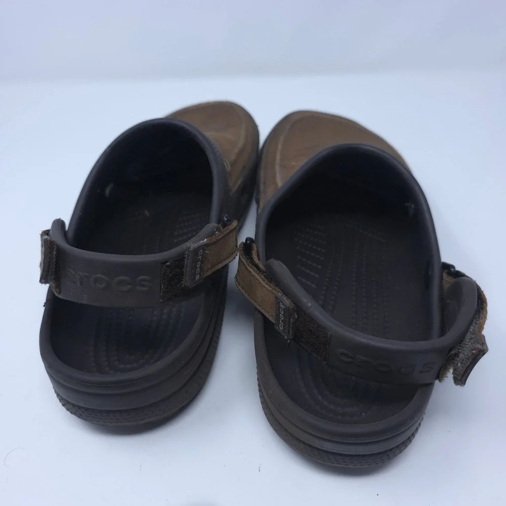 Crocs Yukon Sport Mens Clogs Brown Leather Accents Size 12